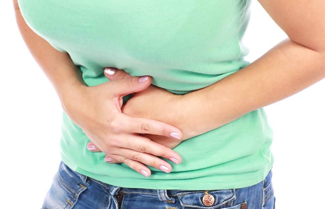 Gastritis con dolor de estómago que requiere dieta. 